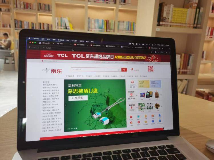 手工羽毛扇網(wǎng)站如何憑借傳統(tǒng)工藝傳承擴大流量？同行都是怎么做的？