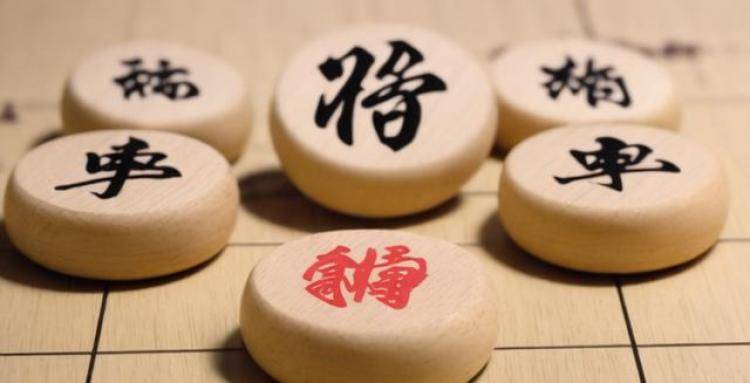 手工羽毛扇網(wǎng)站如何憑借傳統(tǒng)工藝傳承擴(kuò)大流量？同行都是怎么做的？